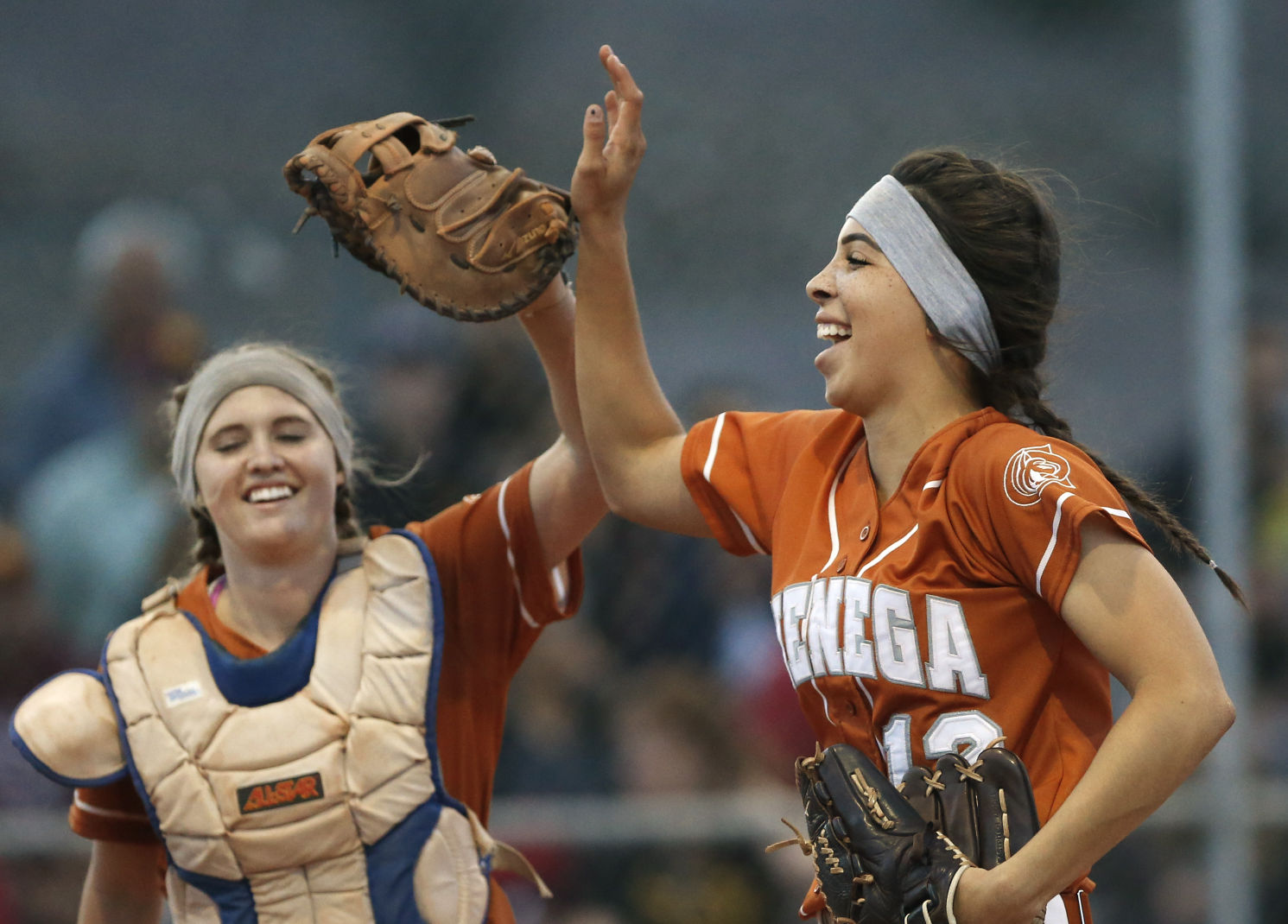 Salpointe vs. Cienega playoff softball